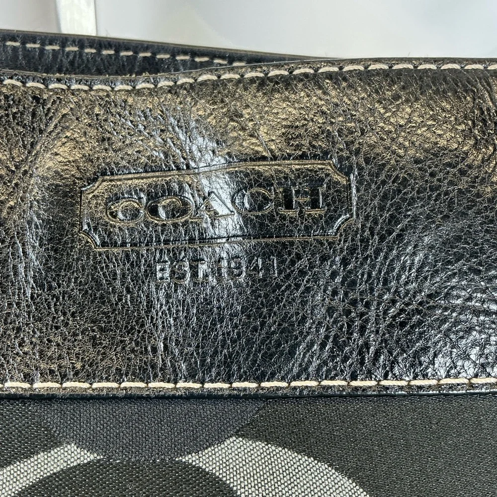 5GUL Coach Zoe Y2K Hobo Black Silver Optic Signature Hand‎ Shoulder Bag